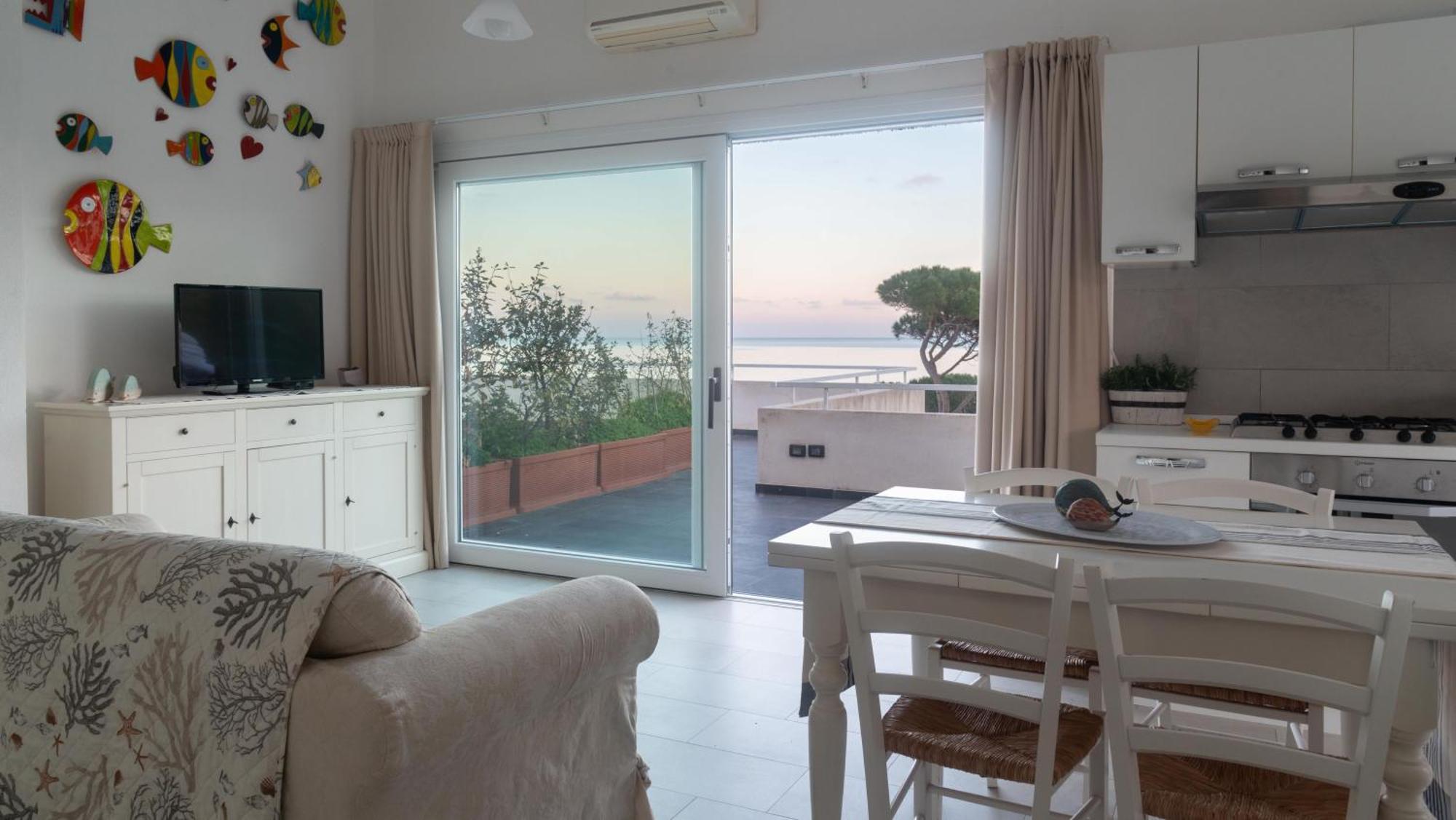 Welcomely - La Casa Sul Mare Cala Liberotto Exterior foto