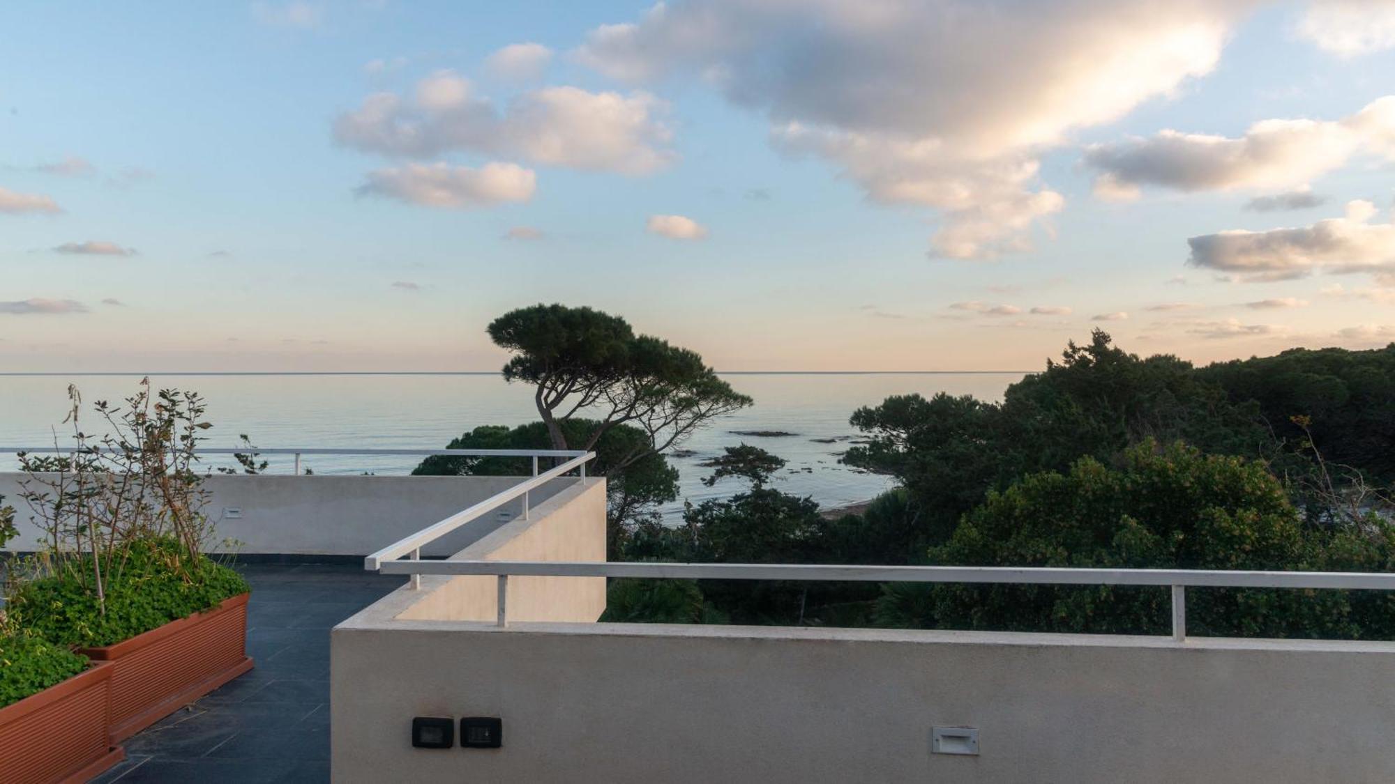 Welcomely - La Casa Sul Mare Cala Liberotto Exterior foto